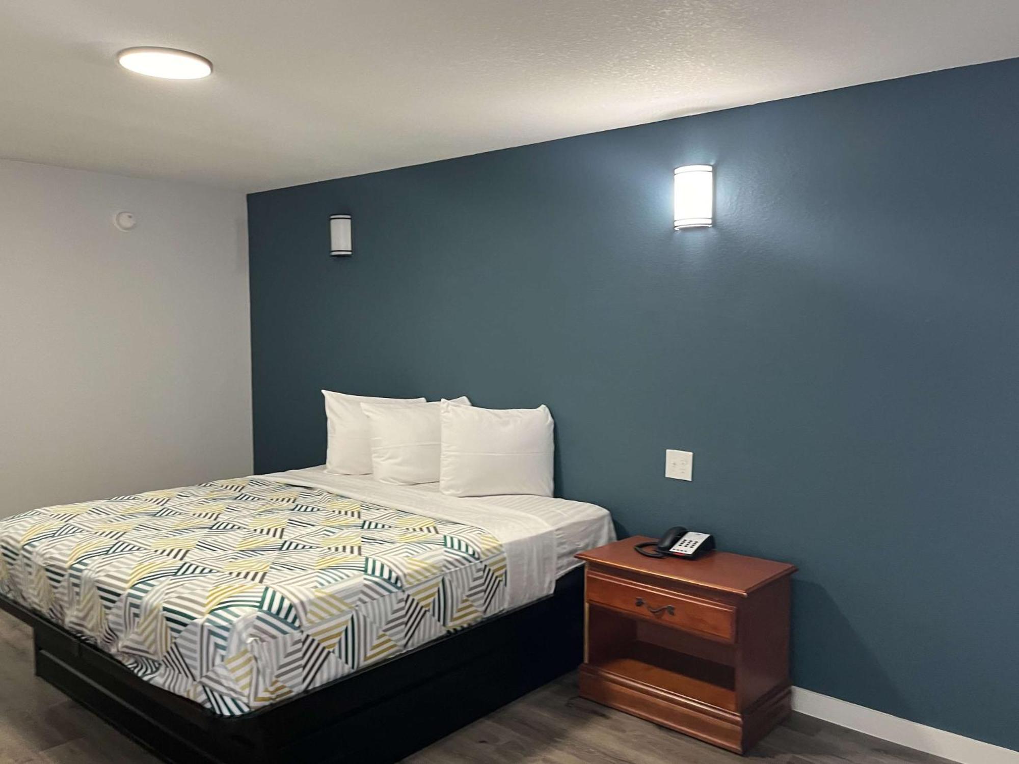 Motel 6 Greenwood, Ms Dış mekan fotoğraf
