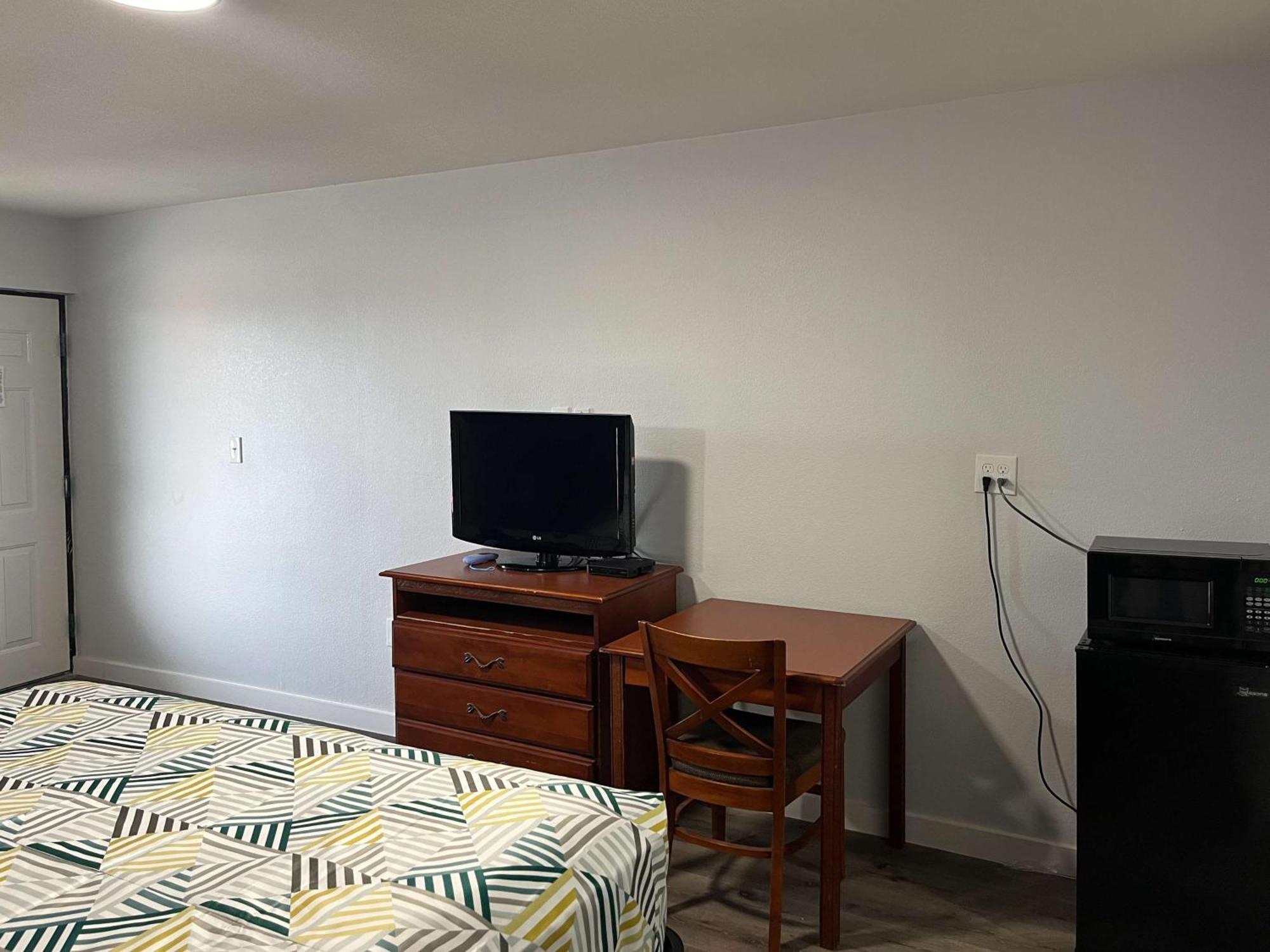 Motel 6 Greenwood, Ms Dış mekan fotoğraf
